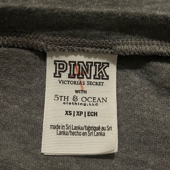 PINK Campus Indiana University IU Hoosiers Collegiate T-Shirt Gray Red XS EUC - Picture 5 of 6